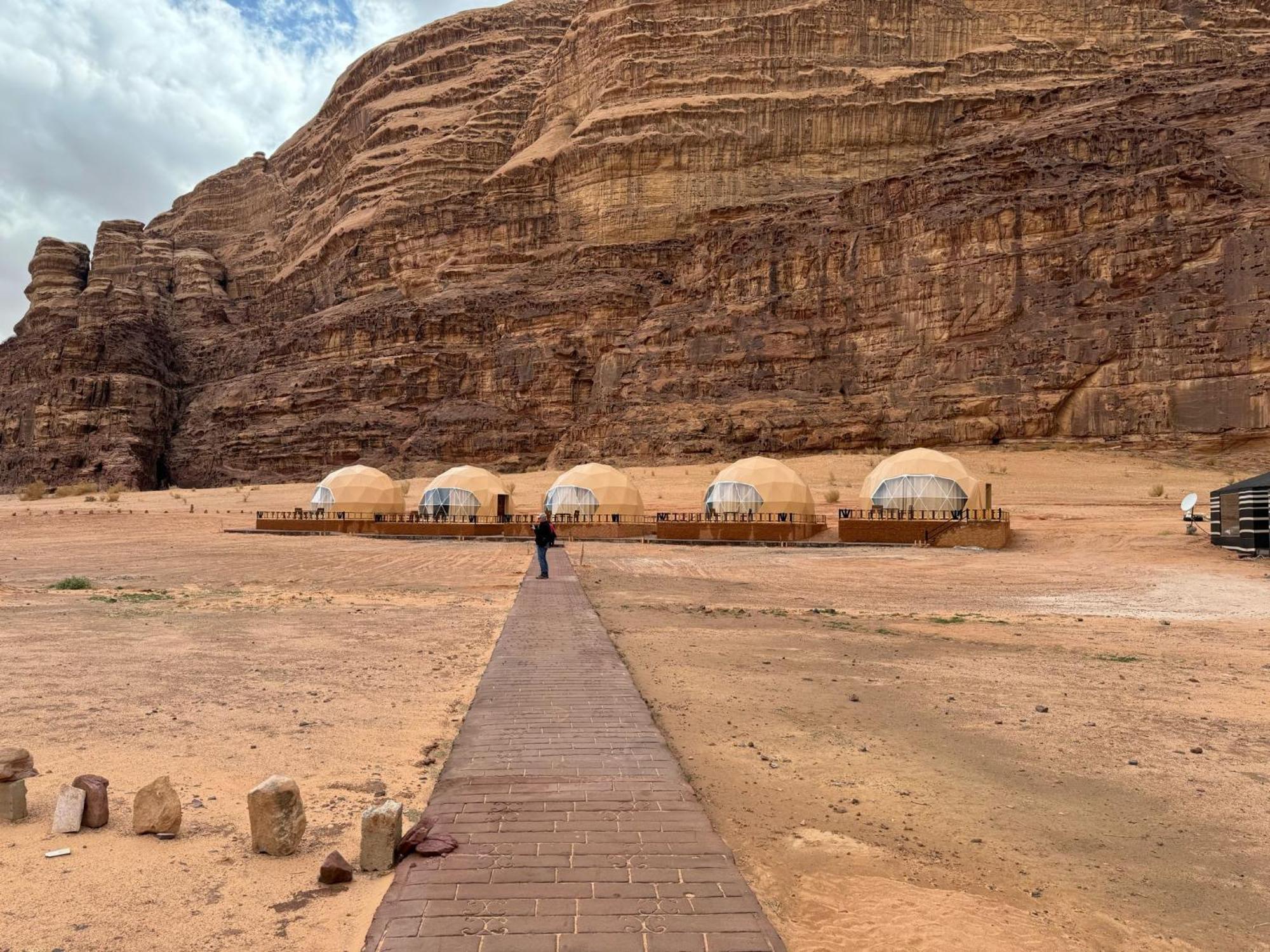 Sunrise Luxury Camp Hotel Wadi Rum Ngoại thất bức ảnh