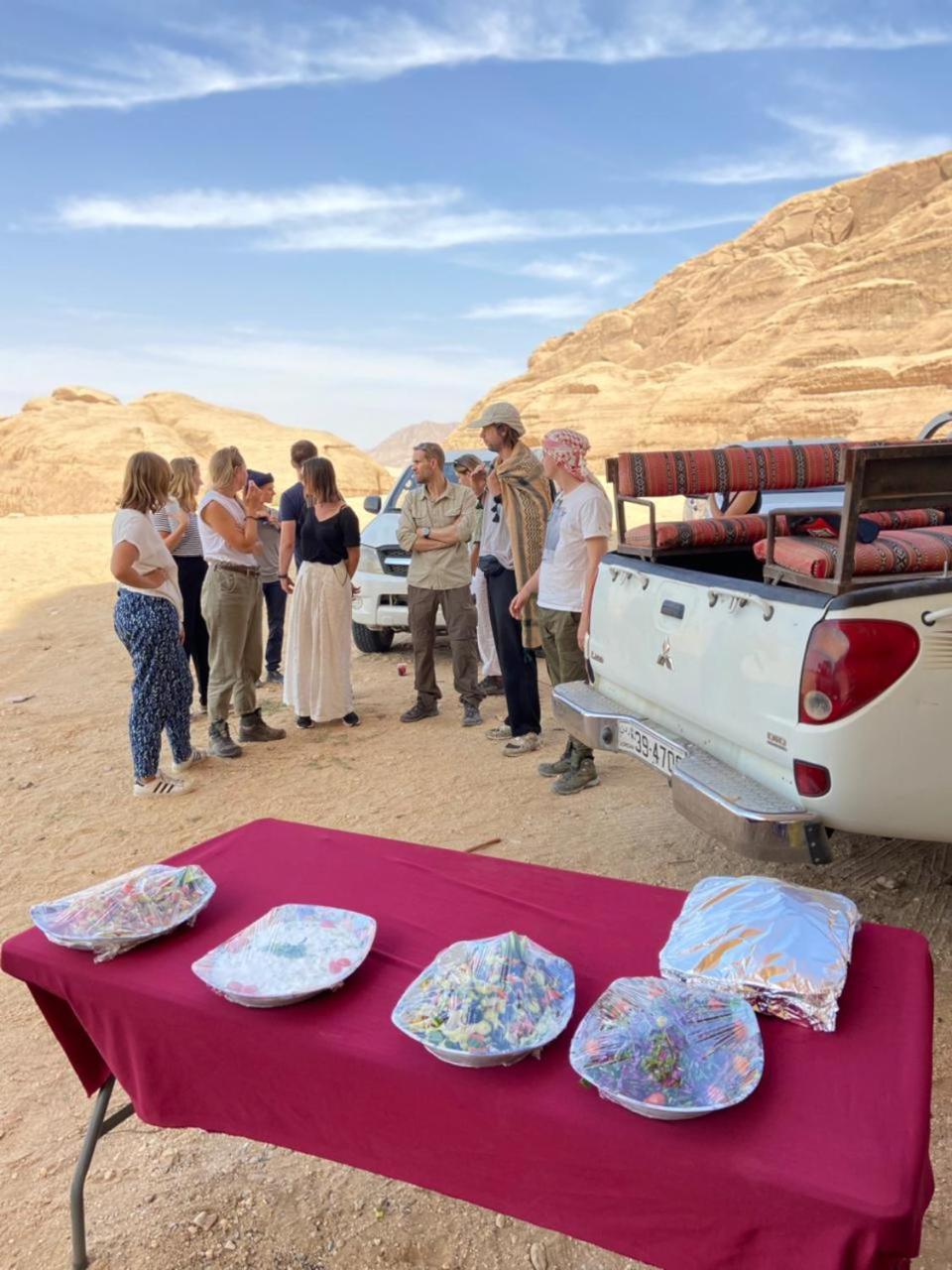 Sunrise Luxury Camp Hotel Wadi Rum Ngoại thất bức ảnh