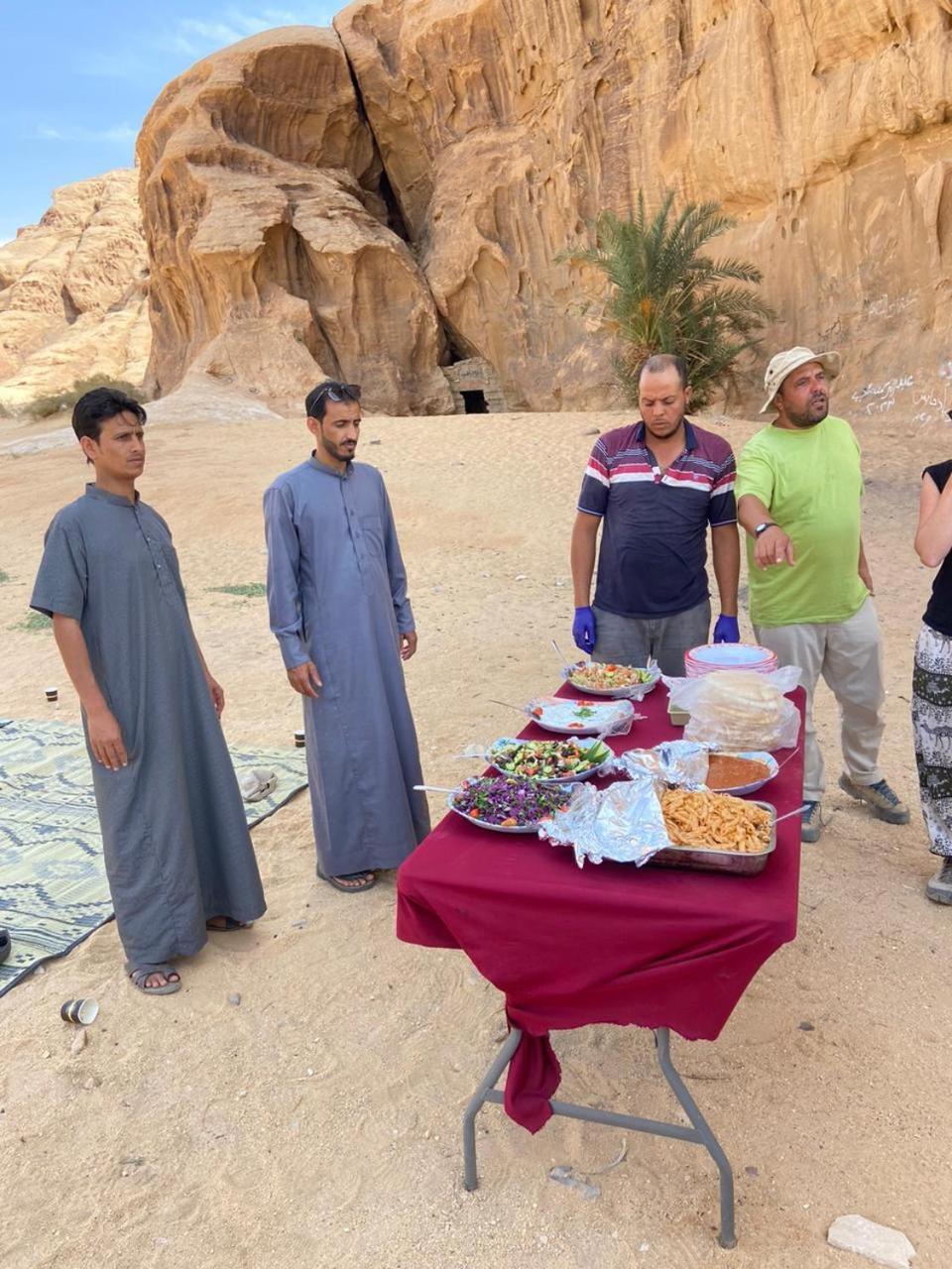 Sunrise Luxury Camp Hotel Wadi Rum Ngoại thất bức ảnh