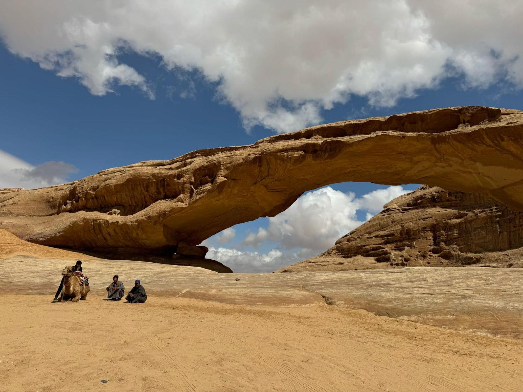 Sunrise Luxury Camp Hotel Wadi Rum Ngoại thất bức ảnh