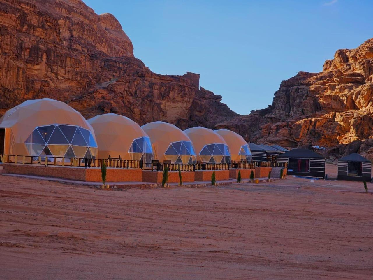 Sunrise Luxury Camp Hotel Wadi Rum Ngoại thất bức ảnh